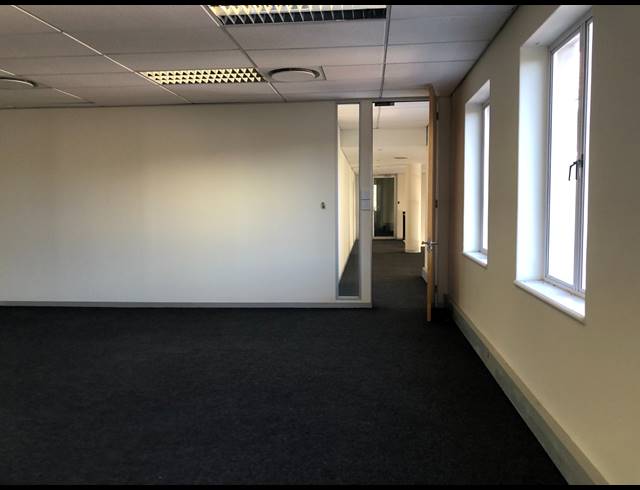 495M² OFFICE TO LET IN WIERDA VALLEY